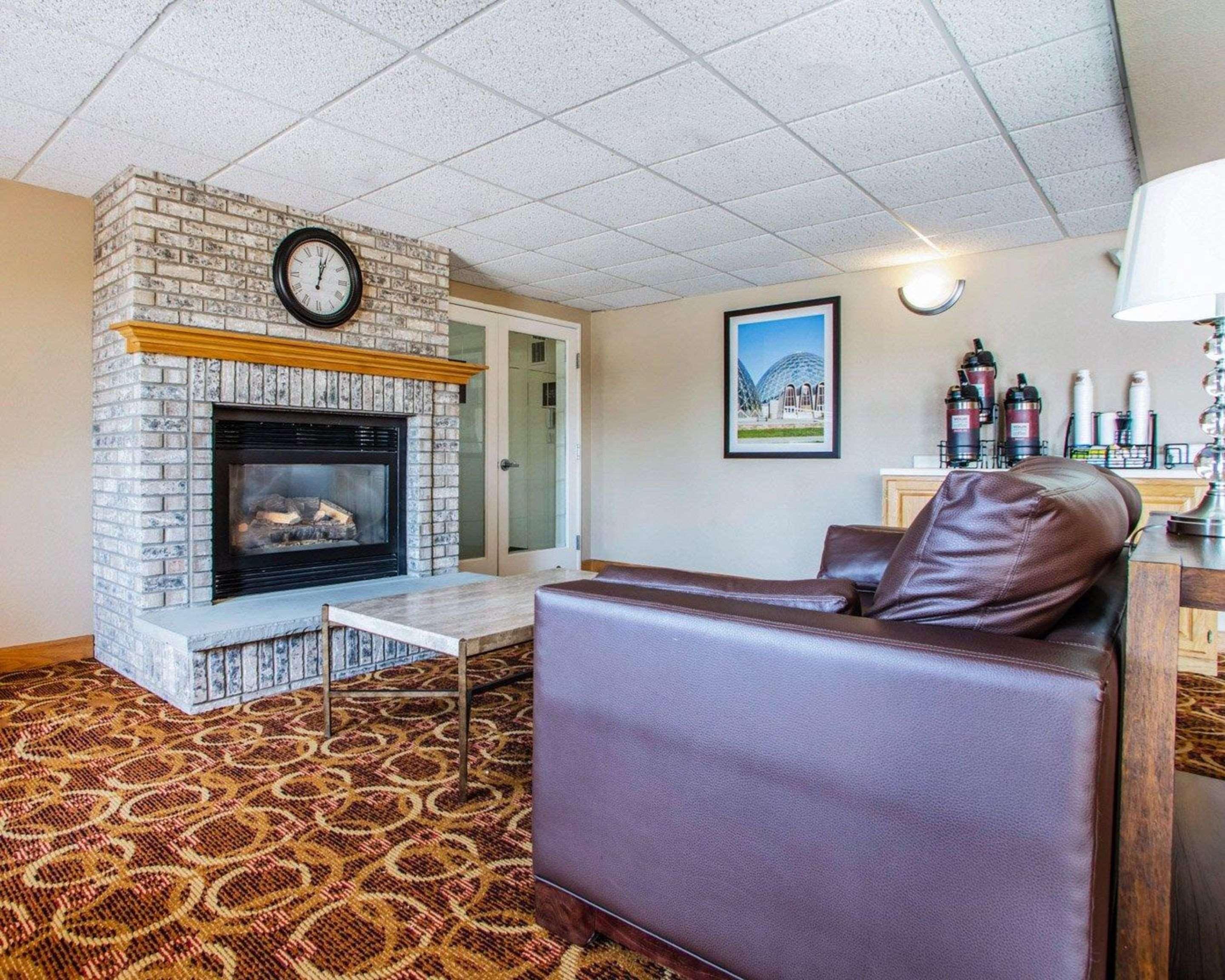 Comfort Inn & Suites Jackson - West Bend Esterno foto